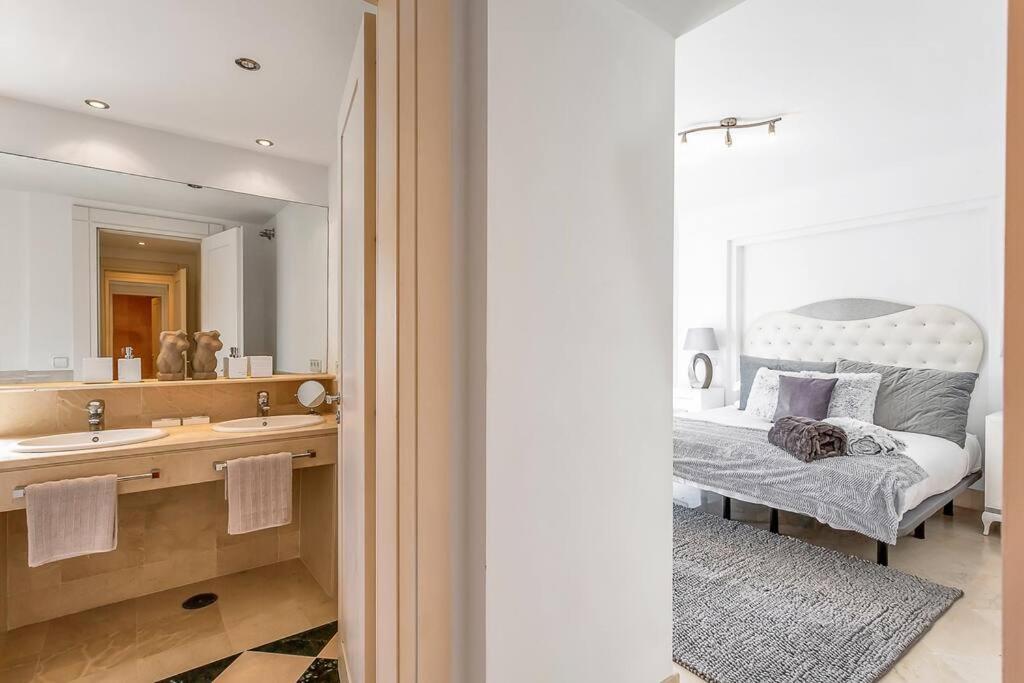 Yolo Spaces - Sotogrande Sea View Penthouse San Roque  Eksteriør billede