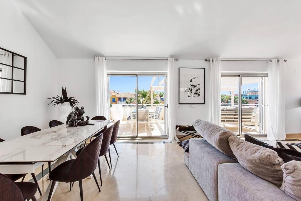 Yolo Spaces - Sotogrande Sea View Penthouse San Roque  Eksteriør billede