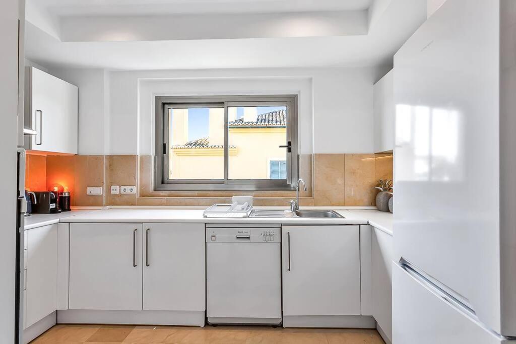 Yolo Spaces - Sotogrande Sea View Penthouse San Roque  Eksteriør billede