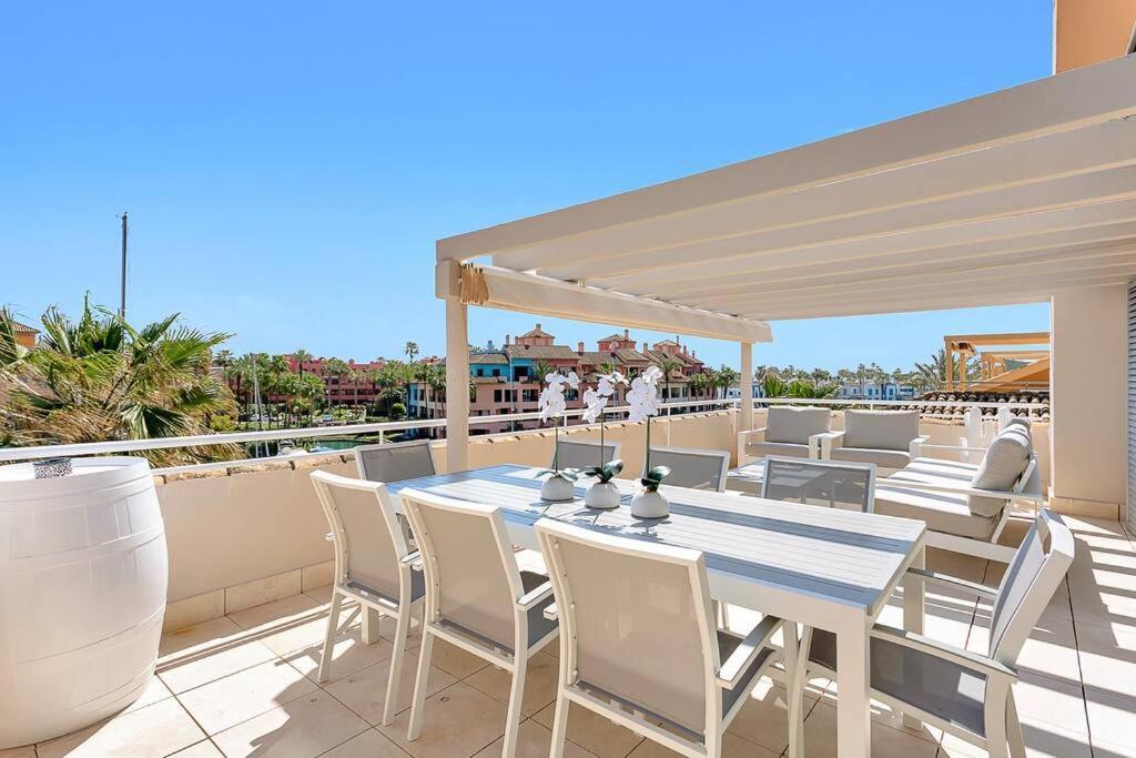 Yolo Spaces - Sotogrande Sea View Penthouse San Roque  Eksteriør billede